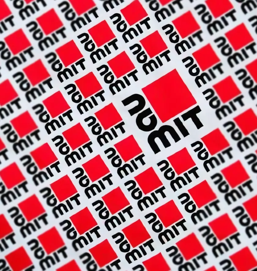 Teljes felületen nyomtatott vászontáska.